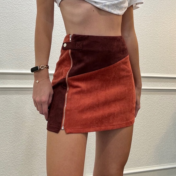 Altar'd State Dresses & Skirts - Altar'd State Two Toned Faux Suede Zip Mini Skirt